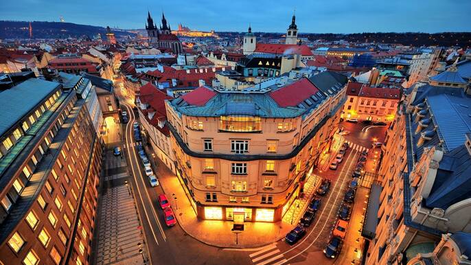 mm-reality-prague-cizinci_152153647598_222.jpg